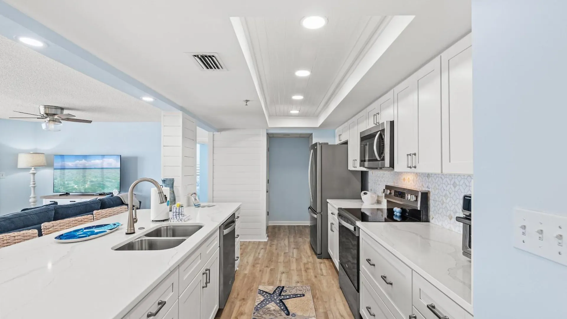 Long Beach Resort 2-501 | Kc & The Sunshine State Panama City Beach Holiday home